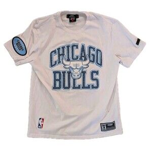 Chicago Bulls Pro Standard Shirt Mens Large NBA Embroidered Graphic White